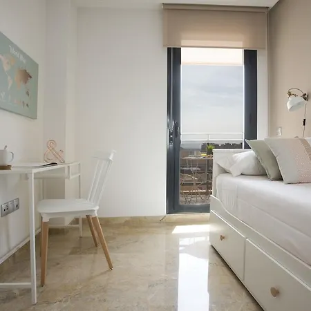 Apartment Singularstays Opera Valencia