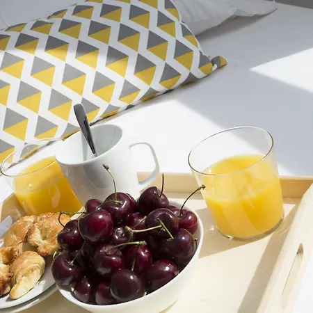 Apartment Singularstays Opera Valencia